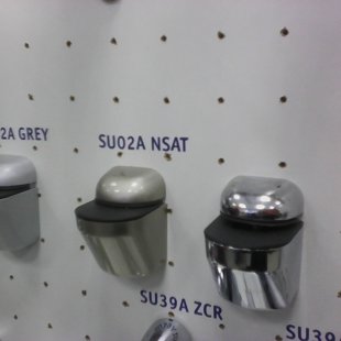 Полкодержатели.